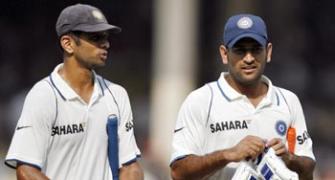 Motera Test: Dravid and Dhoni help India recover