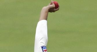 Mohd Asif bags three wickets on return