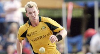 Brett Lee targets 400 ODI and Test wickets