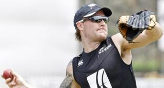 McCullum jeopardises Flintoff's IPL future