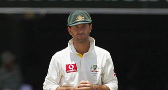 Ponting urges his team to seize the moment