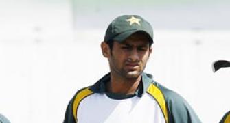 Malik to lead Pakistan in T20 against Australia