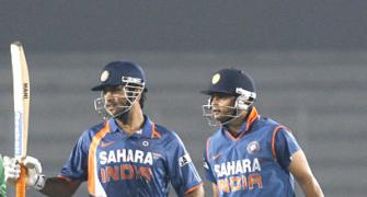 India look to seal final spot