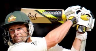 Australia set Pakistan record victory target