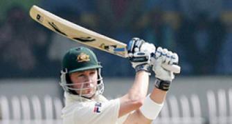 Clarke confident, Katich '100%' for Ashes opener