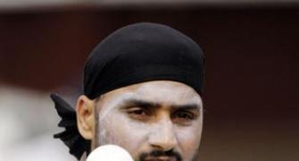 Harbhajan targets return to Team India for 2015 World Cup