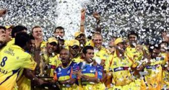 Chennai Super Kings will miss Murali: Dhoni