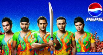 Dhoni, Bhajji, Sehwag go topless in new ad