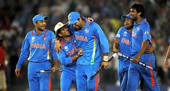 Tendulkar lauds Raina, bowlers for semis win