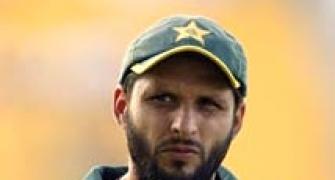 Afridi showcaused by PCB for comments on Waqar