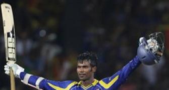 Tharanga leads SL to big win over Aus