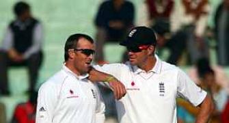 KP and Swann are still friends, insists Flower