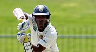 Sangakkara leads Lanka fightback against Australia