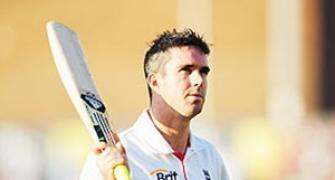 Pietersen dropped from England Test squad