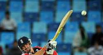 Pietersen leads England to series sweep