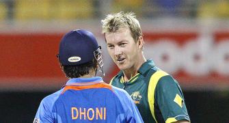 Dhoni lashes out at Lee, says no business to obstruct