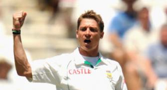 Newlands Test: South Africa close in on series win