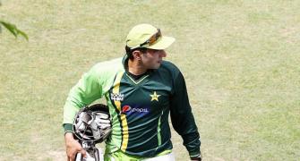 Captain Misbah leads Pakistan revival