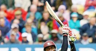 Samuels to play for Melbourne Renegades in Big Bash