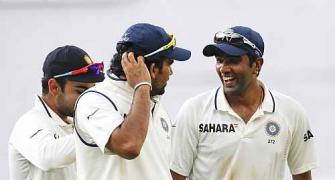 PHOTOS: India vs New Zealand, Bangalore Test (Day Three)