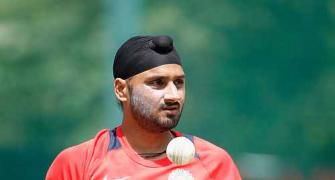 I'm looking forward to playing again for India: Bhajji