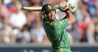 Kallis, Duminy lead South Africa to win at the Riverside