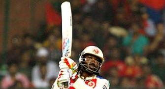 IPL: Bangalore edge Mumbai in a thrilling finish