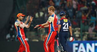 IPL: In-form Bangalore face Pune in lopsided tie