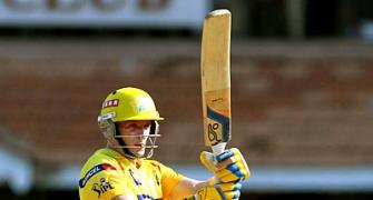 IPL: Hussey powers Chennai to victory over Pune
