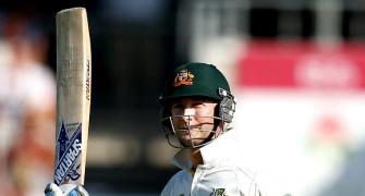Australia's Clarke rejects praise to eye bigger picture