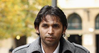 Asif confesses to spot-fixing, ready to help ICC fight corruption