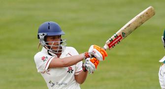 Meet the first woman to play cricket alongside men in UK league!