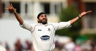 Panesar axed from Sussex after drunken incident