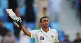 Younis, Misbah hundreds put Pakistan in control