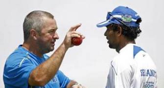Sri Lanka Cricket name Englishman Farbrace as coach
