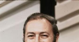 Veteran BBC commentator David Coleman dies, aged 87