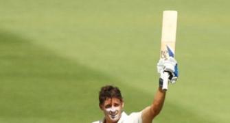 Hussey finishes on a high as Australia sweep Lanka Tests