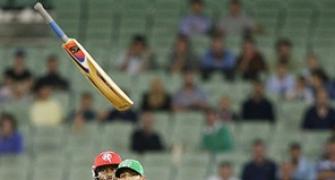 White slams Cricket Australia, Samuels over Warne spat