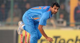 Delhi Daredevils pacer Shami out of IPL due to injury