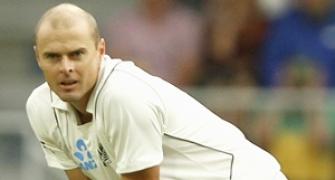 New Zealand fast bowler Martin announces retirement