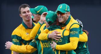 Champions Trophy: South Africa crush Pakistan to keep hopes alive