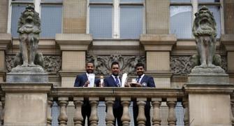 Cricket fraternity hails Team India's 'champion's mentality'