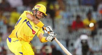 Raina's ton leads Chennai to seventh straight win