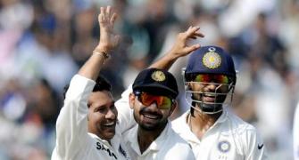 Tendulkar is an under-rated bowler: Laxman
