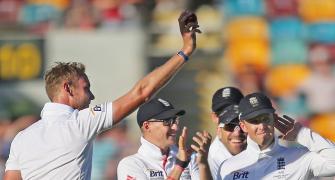 PHOTOS, Ashes 1st Test: England take Day One honours