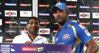 CLT20: Smith helps Mumbai Indians stay alive with win over Lions