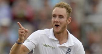 Manchester Test: Broad runs through India as England take charge