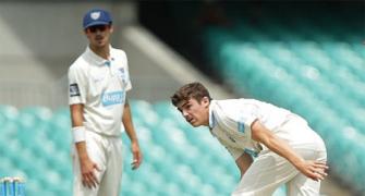 Abbott to decide whether to return to SCG after Hughes shock