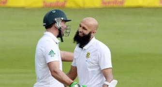 Centurion Test: Amla, De Villiers share record stand to flay WI