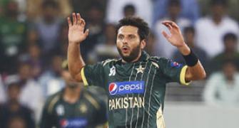 Afridi issued show cause notice for featuring in commercial